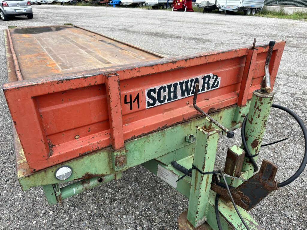 gebrauchter Palettenanhänger / Rimorchio portapallet