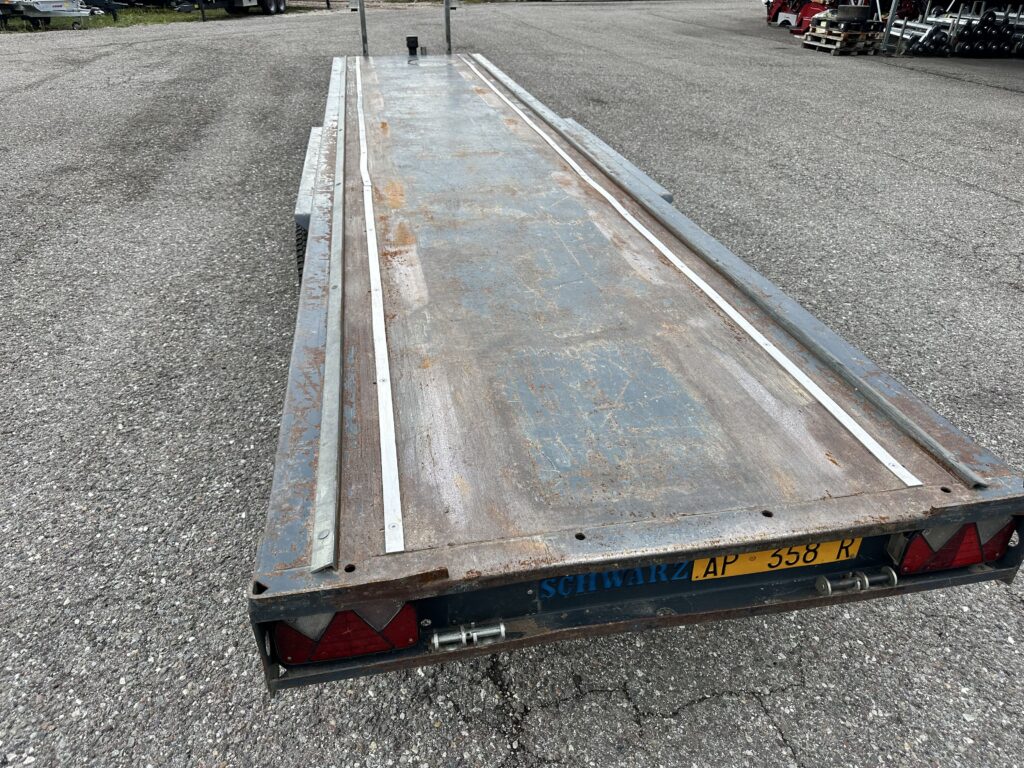 gebrauchter Palettenanhänger Tridem / Rimorchio portapallet con tre assali