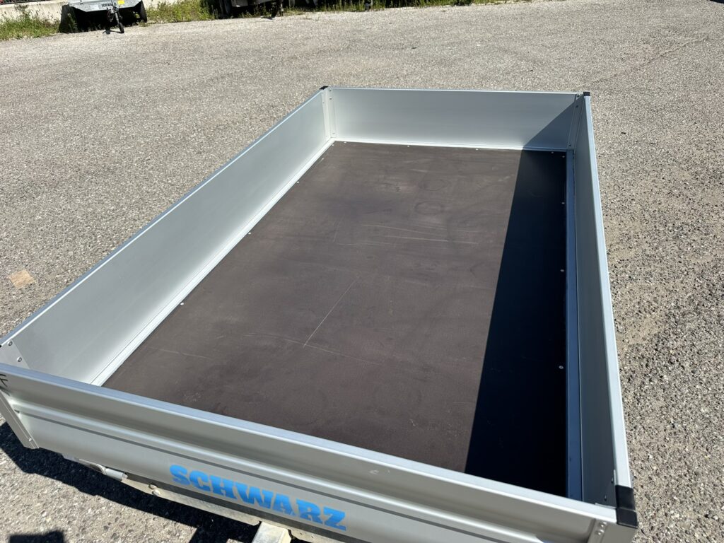 PKW-Anhänger SCHWARZ gebraucht / Rimorchio stradale usato SCHWARZ