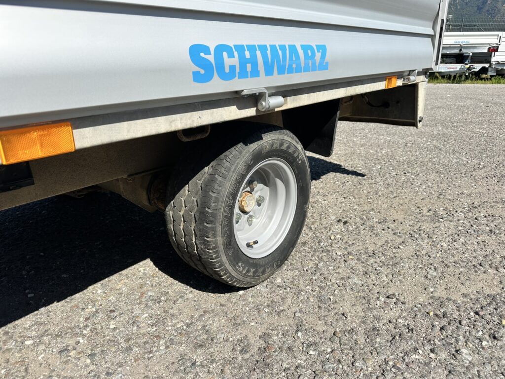 PKW-Anhänger SCHWARZ gebraucht / Rimorchio stradale usato SCHWARZ